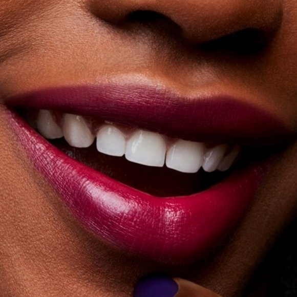 MAC Joie De Vivre Love Me Lipstick NIB 415 - Picture 4 of 7